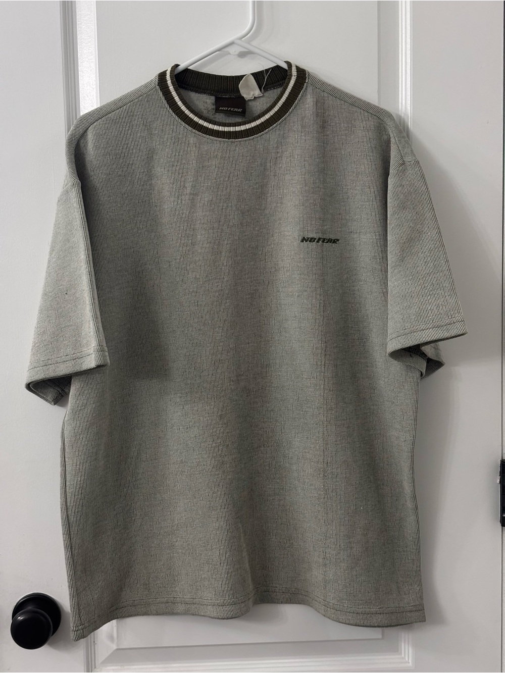 No Fear Men's Short Sleeve Crewneck T-Shirt in Heather Gray